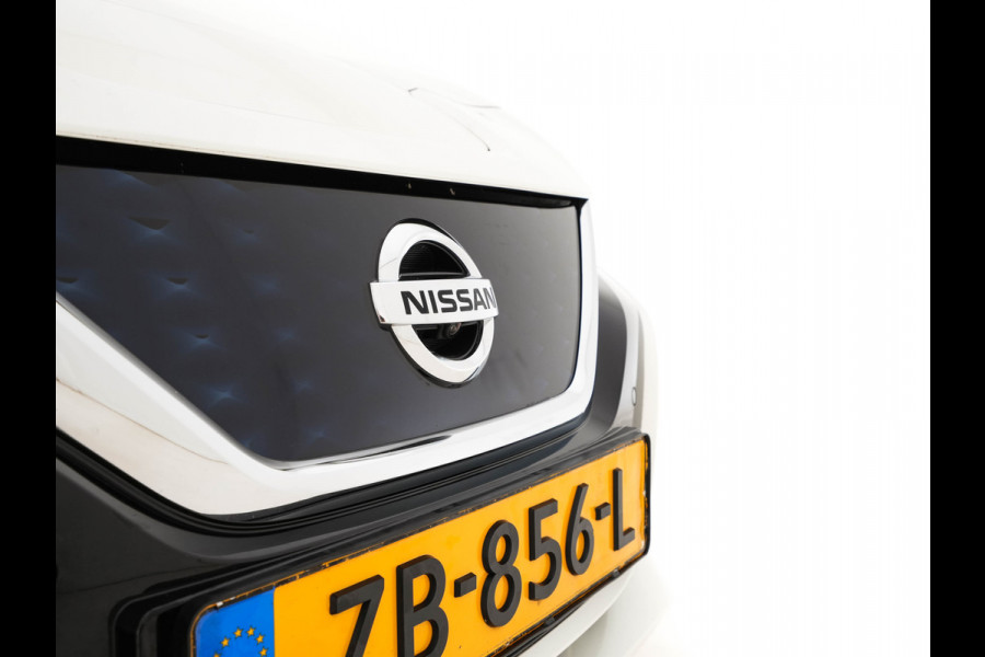 Nissan Leaf Tekna 40 kWh Aut. *LEATHER-FABRIC | FULL-LED | BOSE-SURROUND | ADAPTIVE-CRUISE | TOPVIEW | KEYLESS | NAVI-FULLMAP | BLINDSPOT | DAB+ | PDC | HEATED-COMFORTSEATS | TOWBAR | DIGI-COCKPIT | 17"ALU