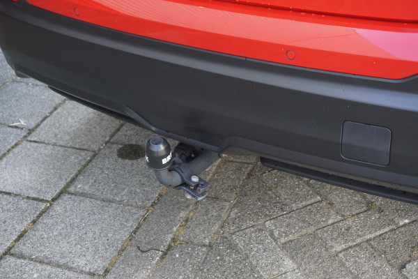 Nissan QASHQAI 1.3 DIG-T 140PK/Trekhaak/All-Seasonbanden/ AppleCarplay-Navigatie