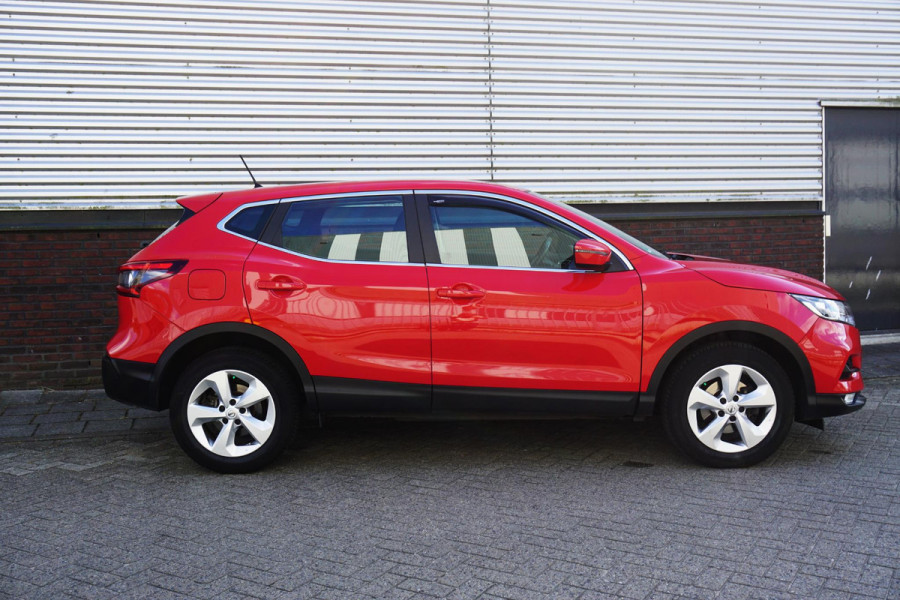 Nissan QASHQAI 1.3 DIG-T 140PK/Trekhaak/All-Seasonbanden/ AppleCarplay-Navigatie