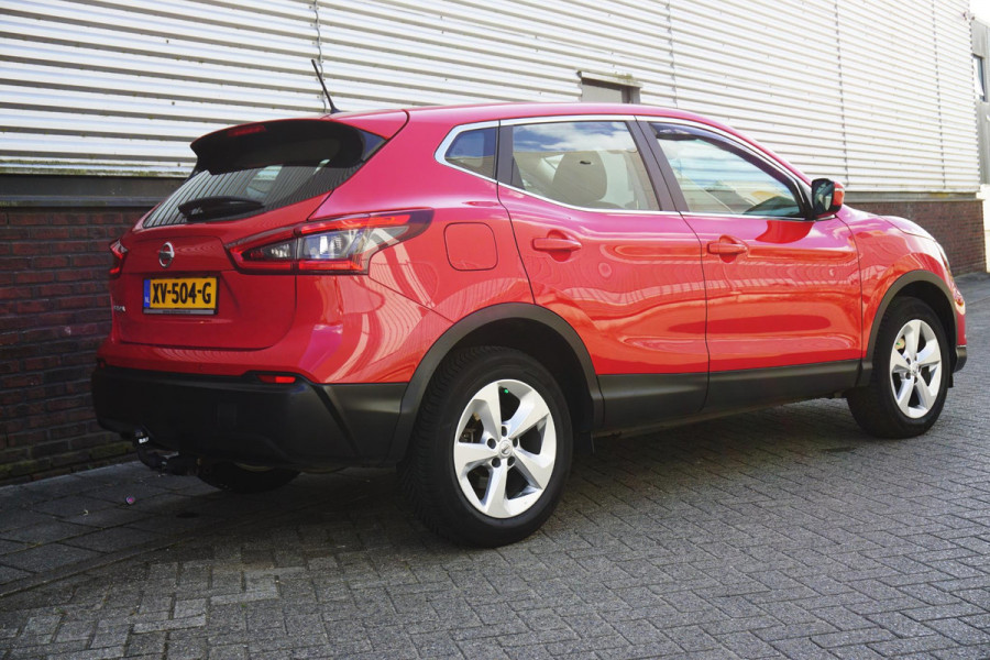 Nissan QASHQAI 1.3 DIG-T 140PK/Trekhaak/All-Seasonbanden/ AppleCarplay-Navigatie