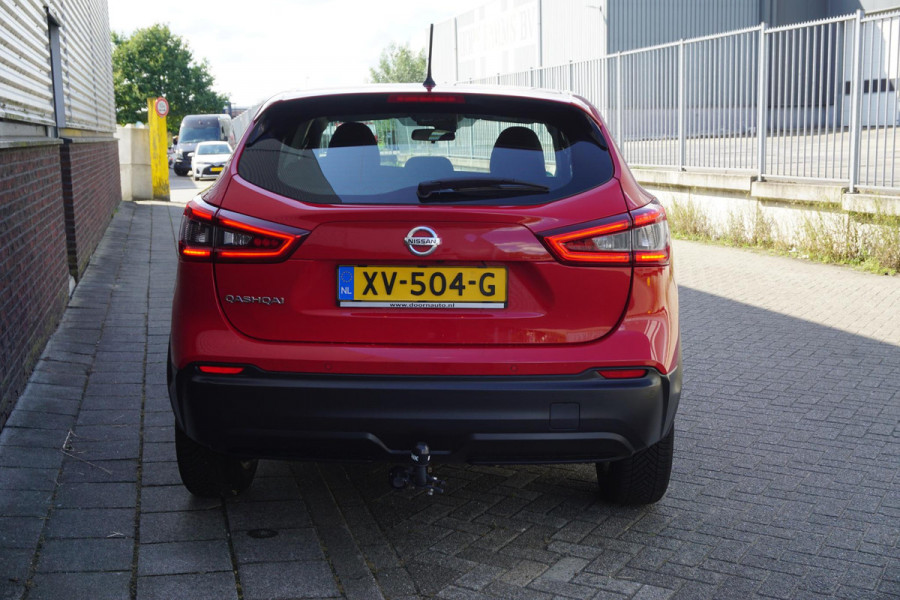 Nissan QASHQAI 1.3 DIG-T 140PK/Trekhaak/All-Seasonbanden/ AppleCarplay-Navigatie