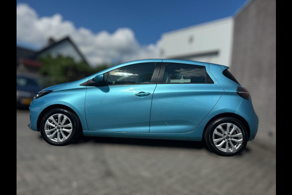 Renault ZOE R110 Life Carshare 52 kWh KOOPACCU / 4-SEIZOENENBANDEN / CARPLAY / CAMERA / PDC / STOELVERWARMING / CRUISE / NAVI