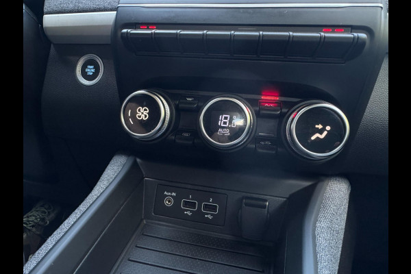Renault ZOE R110 Life Carshare 52 kWh KOOPACCU / 4-SEIZOENENBANDEN / CARPLAY / CAMERA / PDC / STOELVERWARMING / CRUISE / NAVI