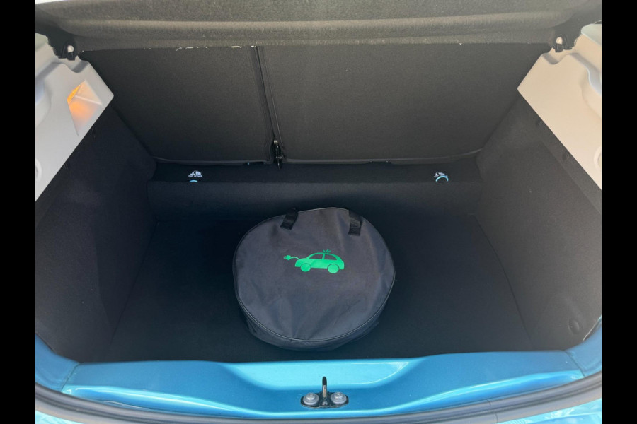Renault ZOE R110 Life Carshare 52 kWh KOOPACCU / 4-SEIZOENENBANDEN / CARPLAY / CAMERA / PDC / STOELVERWARMING / CRUISE / NAVI