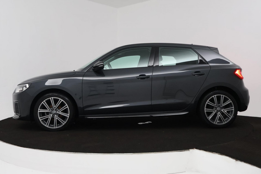 Audi A1 Sportback 25 TFSI epic (PARKEERSENSOREN, LANE-ASSIST, CRUISE CONTROL, NAVIGATIE, NL-AUTO)