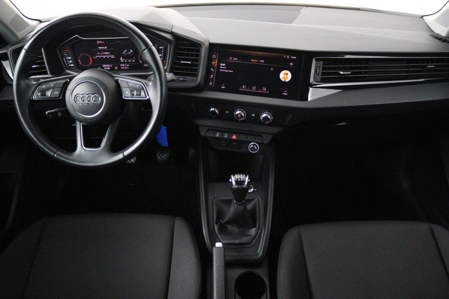Audi A1 Sportback 25 TFSI epic (PARKEERSENSOREN, LANE-ASSIST, CRUISE CONTROL, NAVIGATIE, NL-AUTO)