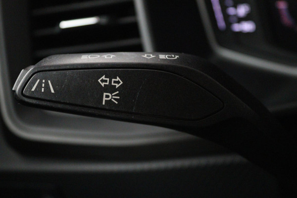 Audi A1 Sportback 25 TFSI epic (PARKEERSENSOREN, LANE-ASSIST, CRUISE CONTROL, NAVIGATIE, NL-AUTO)
