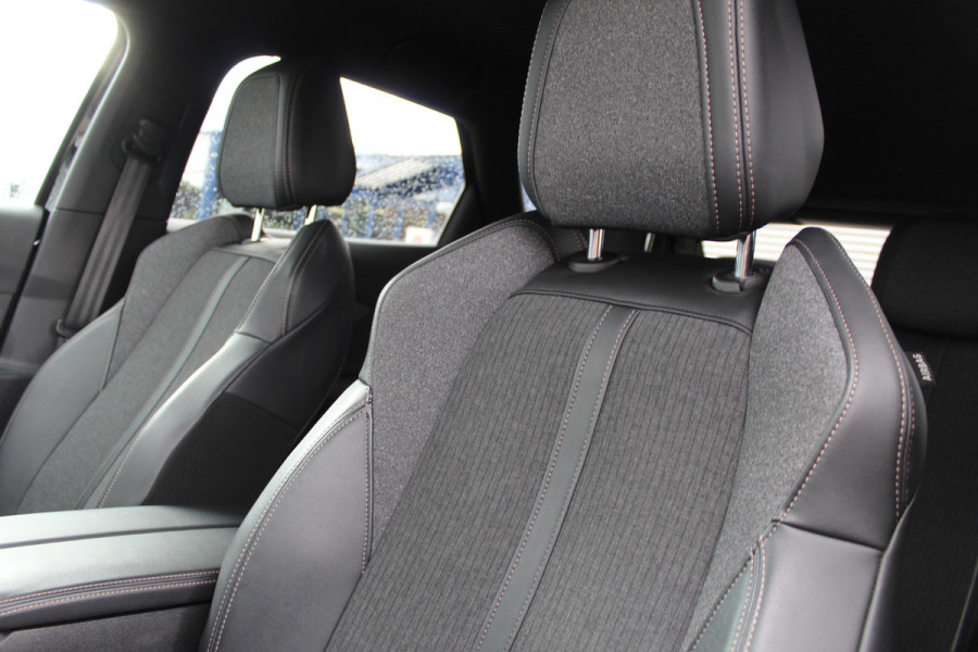 Peugeot 3008 1.6 PureTech 181PK GT Line | Dealer Onderhouden | BLIS | Bluetooth | Camera | Carplay