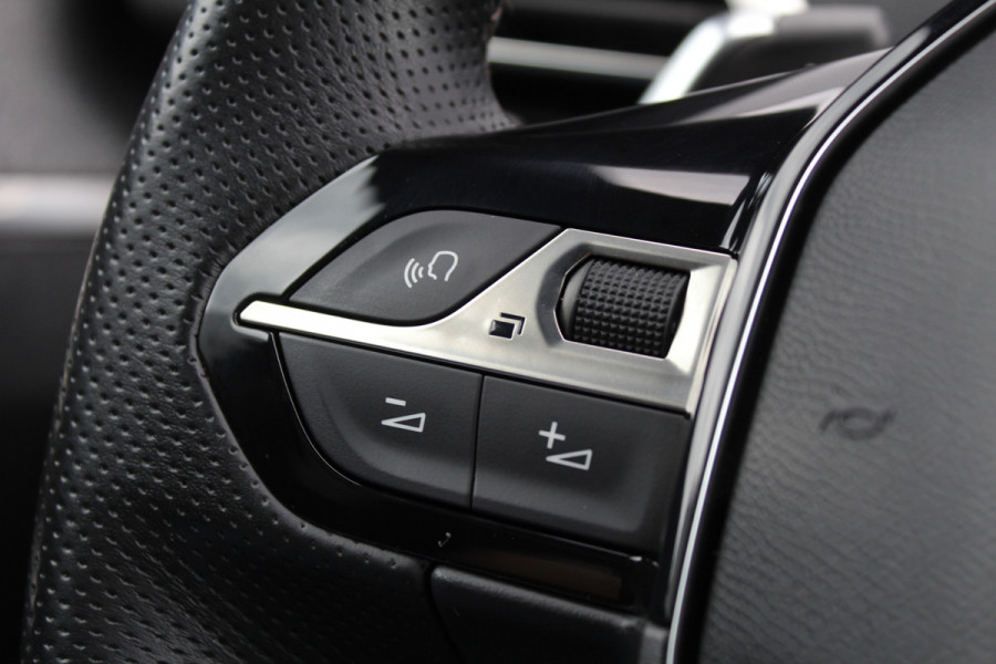 Peugeot 3008 1.6 PureTech 181PK GT Line | Dealer Onderhouden | BLIS | Bluetooth | Camera | Carplay