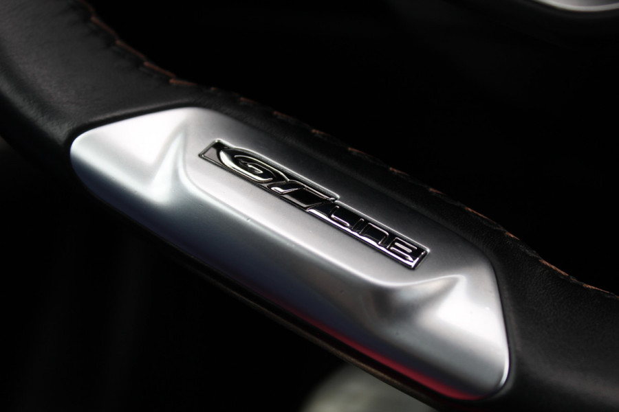 Peugeot 3008 1.6 PureTech 181PK GT Line | Dealer Onderhouden | BLIS | Bluetooth | Camera | Carplay