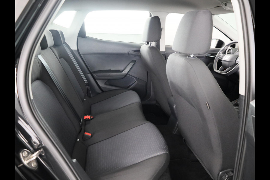 Seat Ibiza 1.0 EcoTSI Style 95 pk | Navigatie via App | Parkeersensoren achter | Autom. airco | Apple Carplay/Android Auto | LED koplampen |