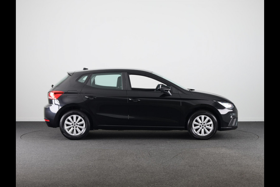 Seat Ibiza 1.0 EcoTSI Style 95 pk | Navigatie via App | Parkeersensoren achter | Autom. airco | Apple Carplay/Android Auto | LED koplampen |