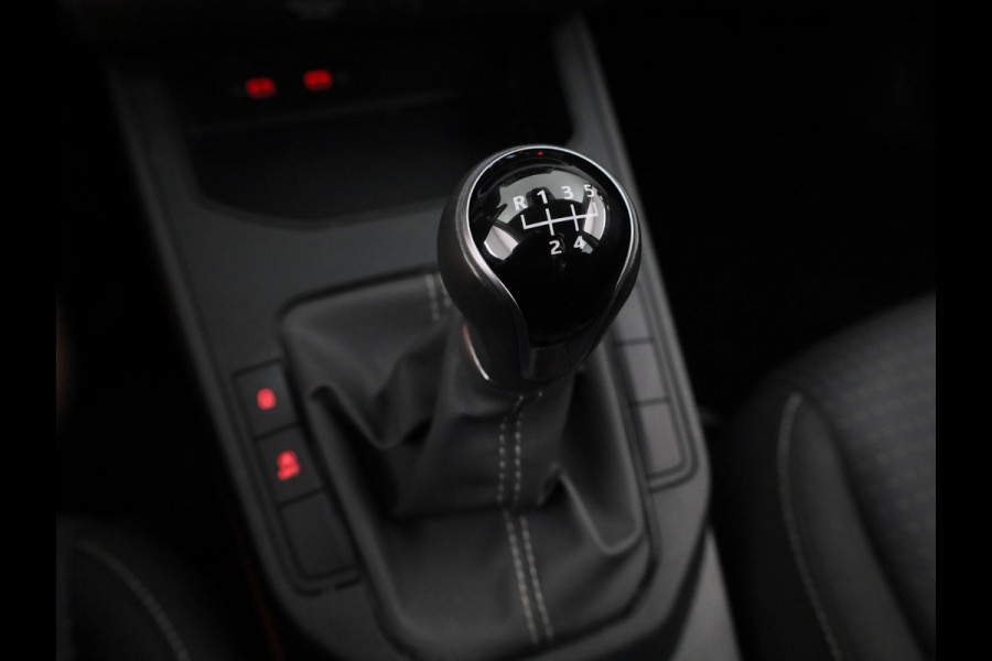 Seat Ibiza 1.0 EcoTSI Style 95 pk | Navigatie via App | Parkeersensoren achter | Autom. airco | Apple Carplay/Android Auto | LED koplampen |
