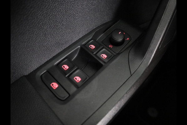 Seat Ibiza 1.0 EcoTSI Style 95 pk | Navigatie via App | Parkeersensoren achter | Autom. airco | Apple Carplay/Android Auto | LED koplampen |