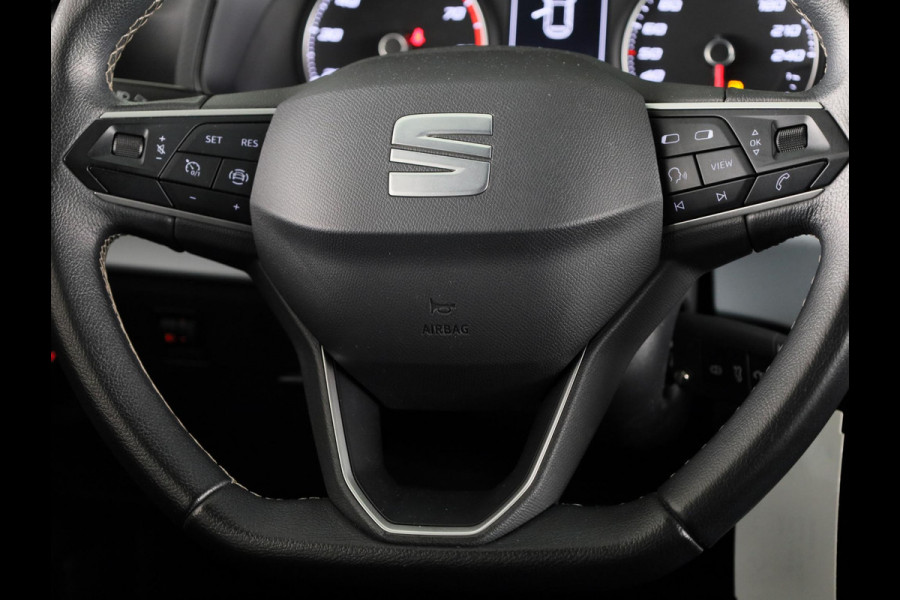 Seat Ibiza 1.0 EcoTSI Style 95 pk | Navigatie via App | Parkeersensoren achter | Autom. airco | Apple Carplay/Android Auto | LED koplampen |