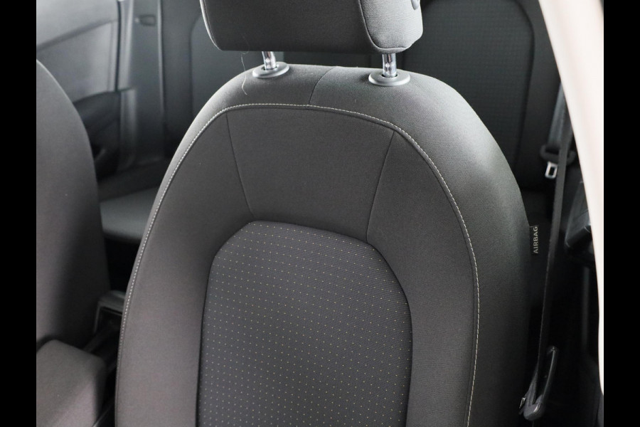 Seat Ibiza 1.0 EcoTSI Style 95 pk | Navigatie via App | Parkeersensoren achter | Autom. airco | Apple Carplay/Android Auto | LED koplampen |