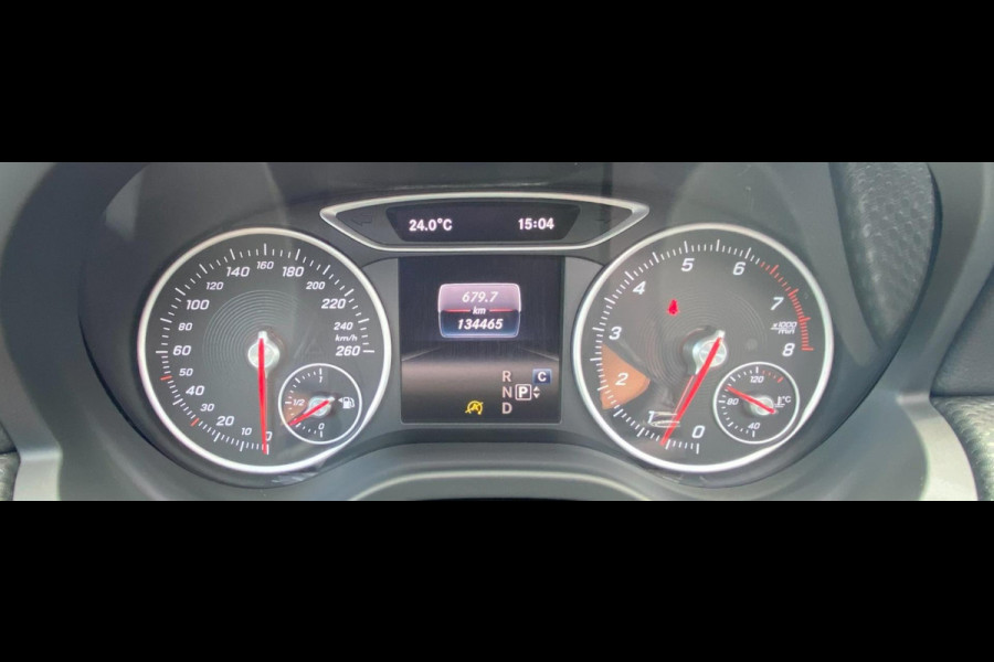 Mercedes-Benz A-Klasse 180 Ambition Automaat/ Pano/ PDC/ NAP