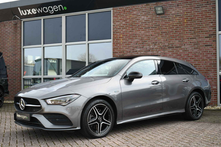 Mercedes-Benz CLA-Klasse Shooting Brake 250 e AMG Pano Trekhaak Camera Night