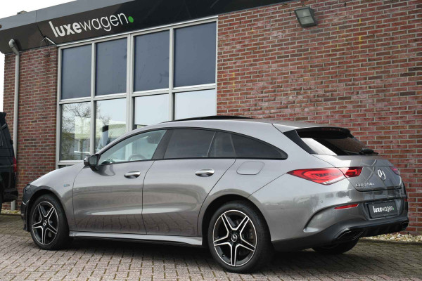 Mercedes-Benz CLA-Klasse Shooting Brake 250 e AMG Pano Trekhaak Camera Night