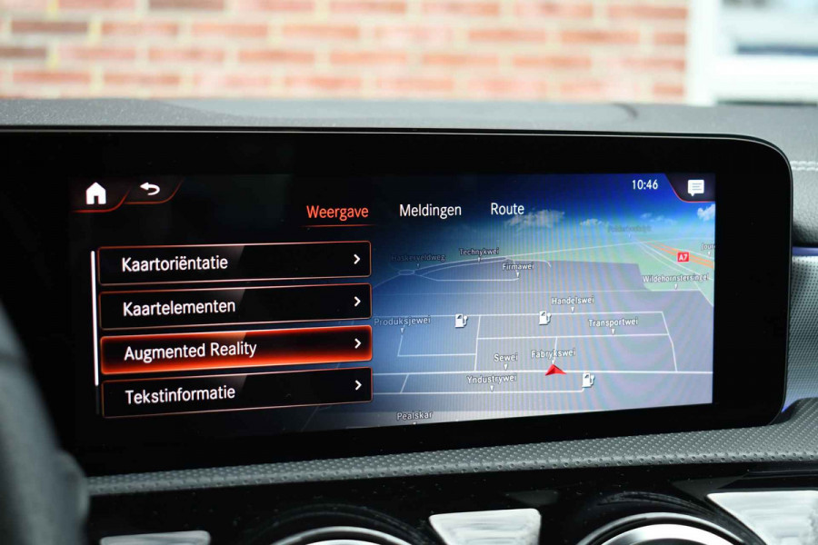 Mercedes-Benz CLA-Klasse Shooting Brake 250 e AMG Pano Trekhaak Camera Night