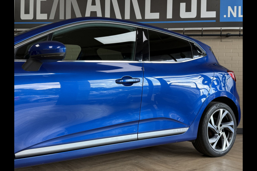 Renault Clio 1.0 TCe 100pk | R.S. Line | Groot Navi | 17" | Camera | Carplay | PDC V+A | Cruise control | 100% Dealer onderhouden!