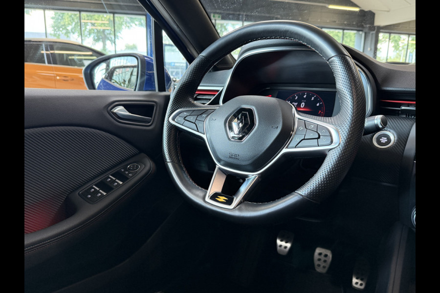 Renault Clio 1.0 TCe 100pk | R.S. Line | Groot Navi | 17" | Camera | Carplay | PDC V+A | Cruise control | 100% Dealer onderhouden!