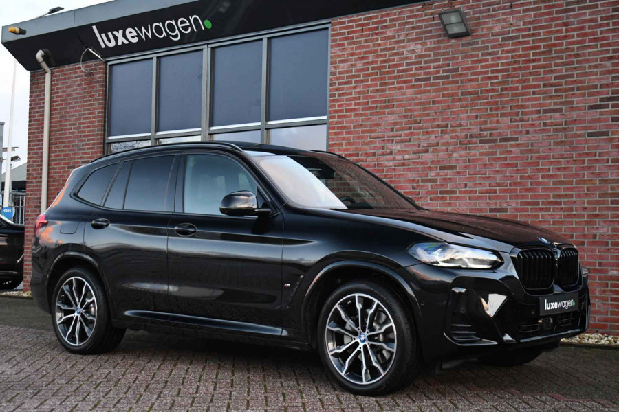 BMW X3 xDrive30e M-Sport Pano El-zetels Laser HUD 20inch Shadowline