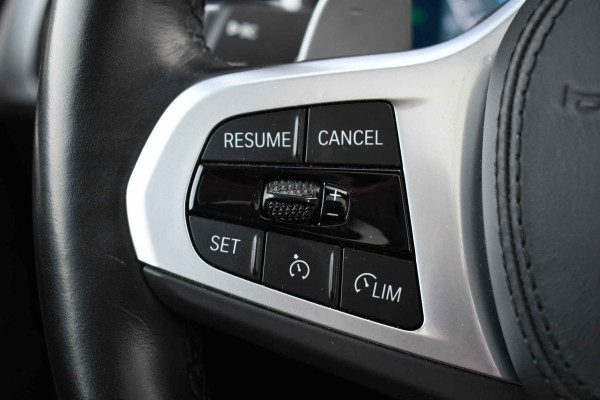 BMW X3 xDrive30e M-Sport Pano El-zetels Laser HUD 20inch Shadowline