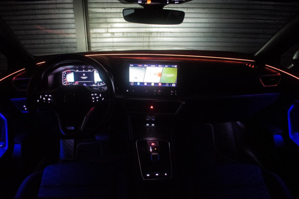 Seat Leon Sportstourer 1.0 eTSI FR Business Intense Automaat [ Full LED Virtual Trekhaak Carplay Sfeerverlichting Camera ]
