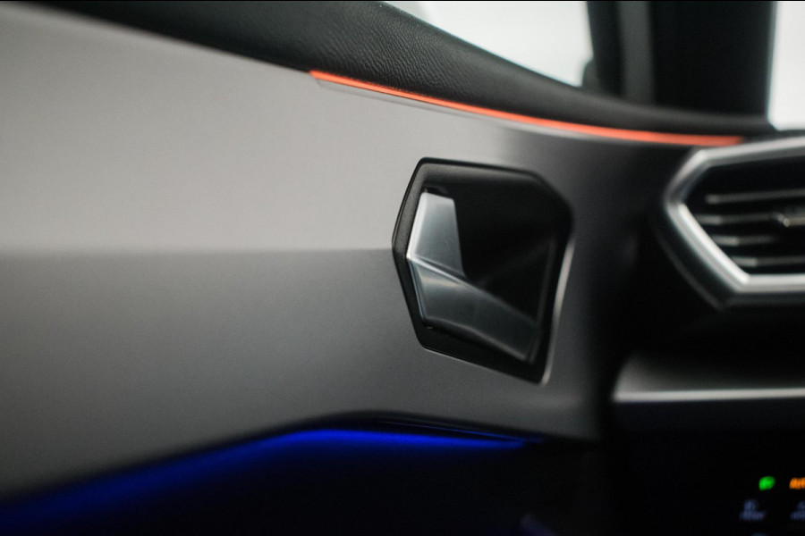 Seat Leon Sportstourer 1.0 eTSI FR Business Intense Automaat [ Full LED Virtual Trekhaak Carplay Sfeerverlichting Camera ]