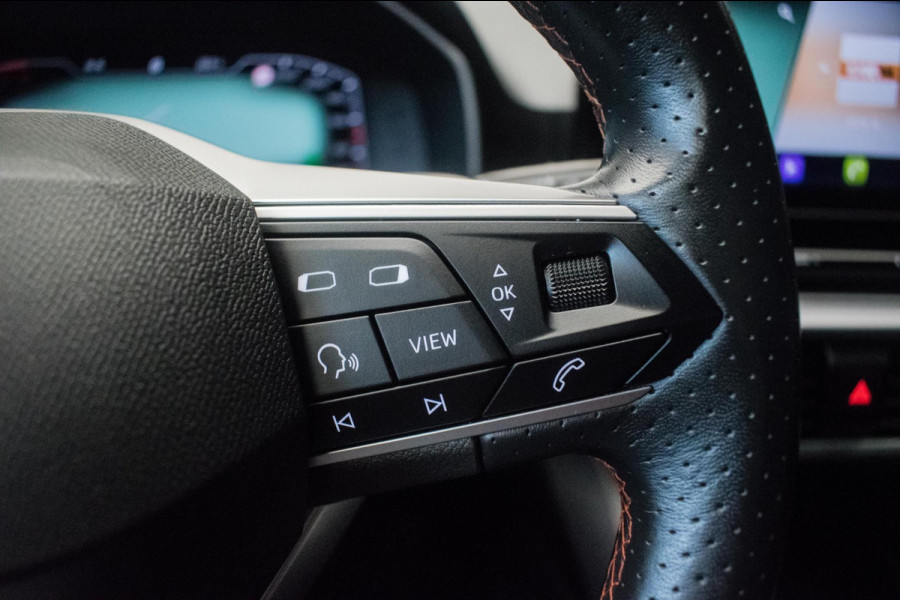 Seat Leon Sportstourer 1.0 eTSI FR Business Intense Automaat [ Full LED Virtual Trekhaak Carplay Sfeerverlichting Camera ]