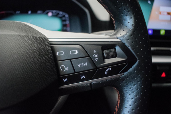 Seat Leon Sportstourer 1.0 eTSI FR Business Intense Automaat [ Full LED Virtual Trekhaak Carplay Sfeerverlichting Camera ]