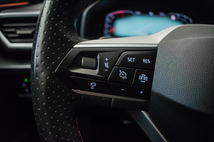 Seat Leon Sportstourer 1.0 eTSI FR Business Intense Automaat [ Full LED Virtual Trekhaak Carplay Sfeerverlichting Camera ]