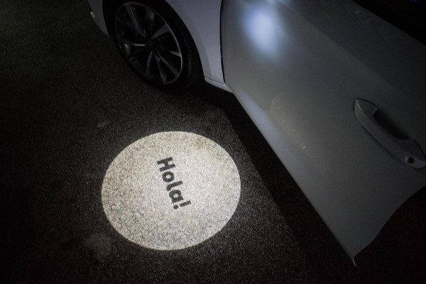 Seat Leon Sportstourer 1.0 eTSI FR Business Intense Automaat [ Full LED Virtual Trekhaak Carplay Sfeerverlichting Camera ]