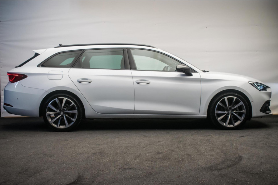 Seat Leon Sportstourer 1.0 eTSI FR Business Intense Automaat [ Full LED Virtual Trekhaak Carplay Sfeerverlichting Camera ]