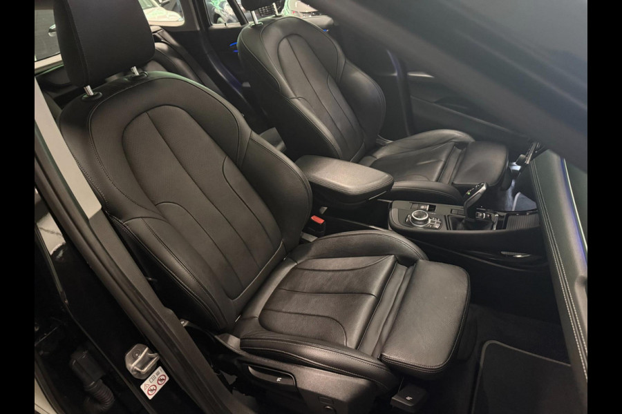 BMW X1 SDrive18i Executive Edition PANO/LEDER/H-UP/NAVI/SFEERVERL/LED/PDC/CRUISE///