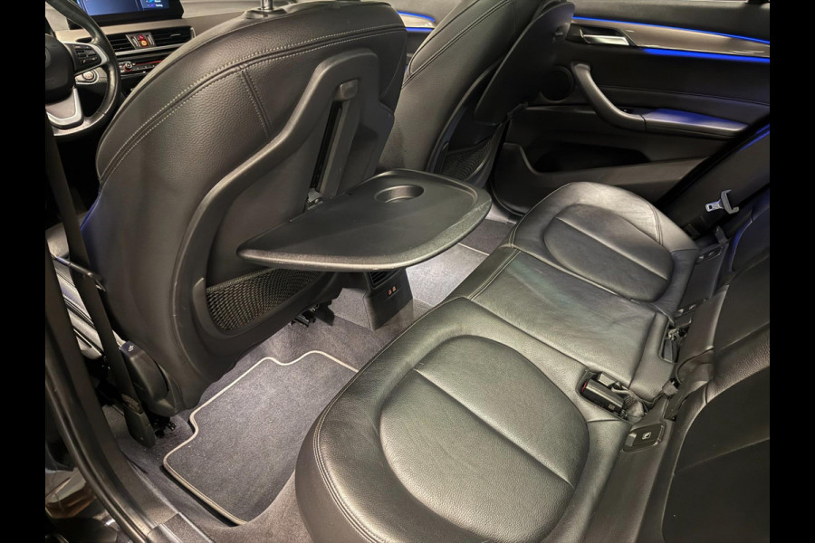 BMW X1 SDrive18i Executive Edition PANO/LEDER/H-UP/NAVI/SFEERVERL/LED/PDC/CRUISE///