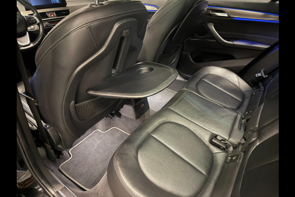 BMW X1 SDrive18i Executive Edition PANO/LEDER/H-UP/NAVI/SFEERVERL/LED/PDC/CRUISE///