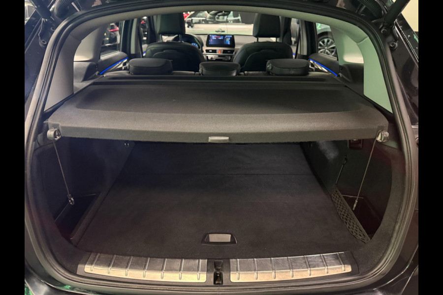 BMW X1 SDrive18i Executive Edition PANO/LEDER/H-UP/NAVI/SFEERVERL/LED/PDC/CRUISE///