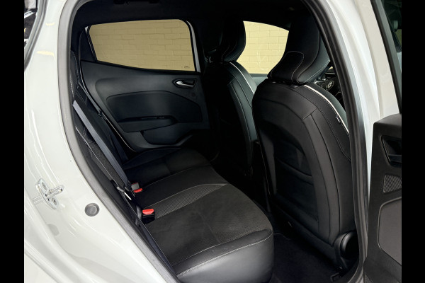 Renault Clio 1.3 TCe 130 PK | Edition One | Groot navi | Bose | 17" | Camera | Stuur & Stoel verwarming | 100% Onderhouden!