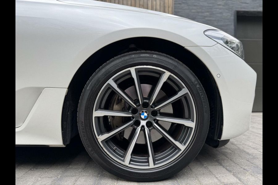 BMW 6 Serie Gran Turismo 630i High Executive Automaat | Leer | Stoelverwarming | Keyless entry&start | Sportstuur | Sportstoelen | Climate c