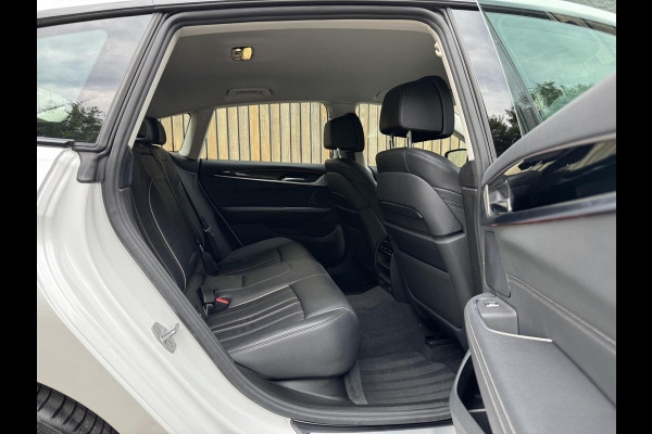 BMW 6 Serie Gran Turismo 630i High Executive Automaat | Leer | Stoelverwarming | Keyless entry&start | Sportstuur | Sportstoelen | Climate c