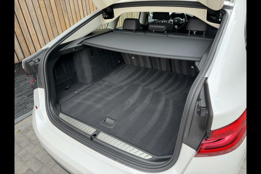 BMW 6 Serie Gran Turismo 630i High Executive Automaat | Leer | Stoelverwarming | Keyless entry&start | Sportstuur | Sportstoelen | Climate c