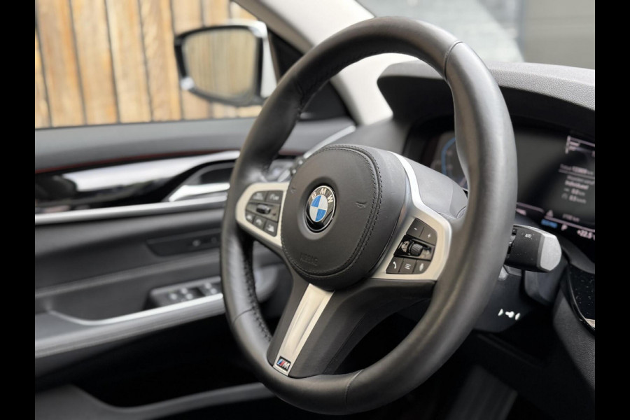 BMW 6 Serie Gran Turismo 630i High Executive Automaat | Leer | Stoelverwarming | Keyless entry&start | Sportstuur | Sportstoelen | Climate c