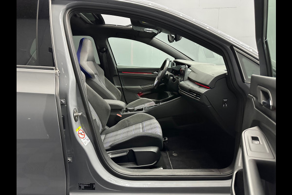 Volkswagen Golf 8 GTE eHybrid Nardo Pano Headup
