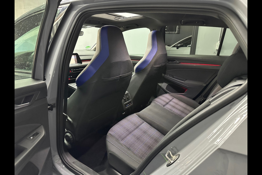 Volkswagen Golf 8 GTE eHybrid Nardo Pano Headup