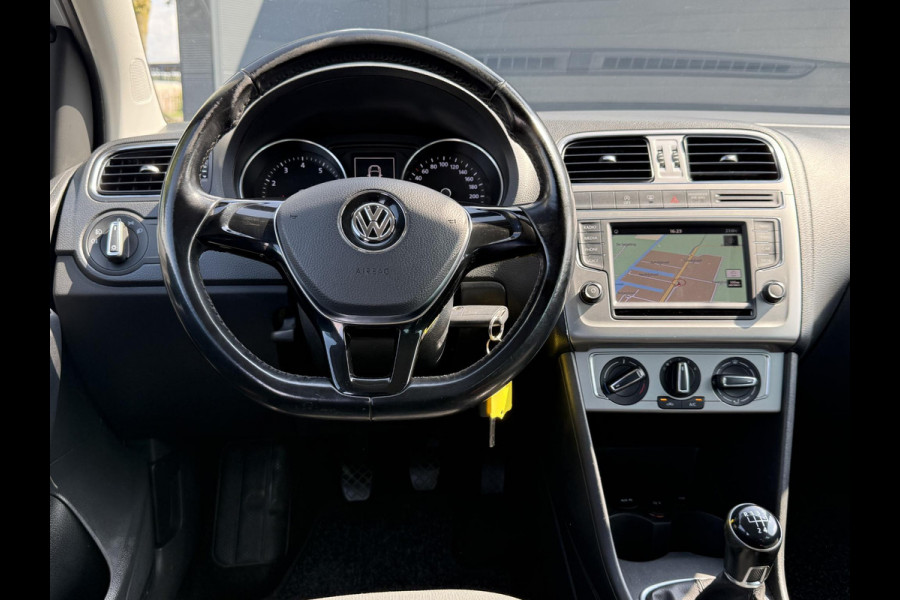 Volkswagen Polo 1.0 BlueMotion Edition Navi,Airco,Cruise,Lm velgen,5 Deurs,Lm velgen,Nieuwe Apk bij Aflevering
