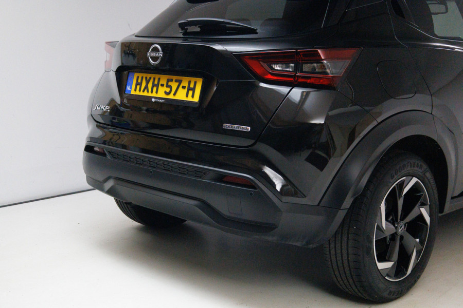 Nissan Juke 1.6 Hybrid N-Connecta 143 PK | Cruise-control | Climate-control | Achteruitrijcamera Half leer/half stof, App-connect, Donker glas