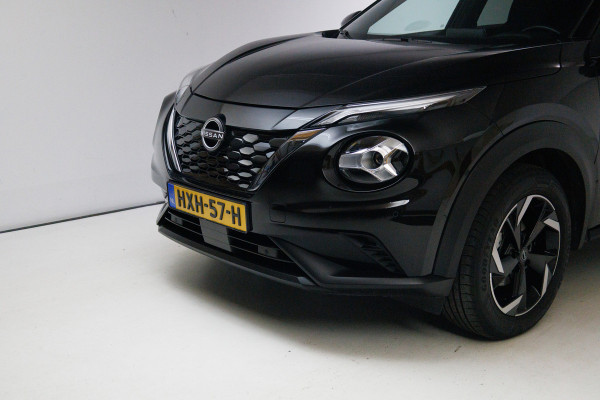 Nissan Juke 1.6 Hybrid N-Connecta 143 PK | Cruise-control | Climate-control | Achteruitrijcamera Half leer/half stof, App-connect, Donker glas