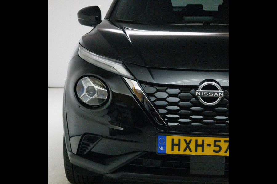 Nissan Juke 1.6 Hybrid N-Connecta 143 PK | Cruise-control | Climate-control | Achteruitrijcamera Half leer/half stof, App-connect, Donker glas